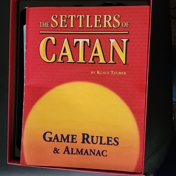 The Settlers of Catan 3061 Boardgame Mayfair Games Complete Board Game - Picture 2 of 4